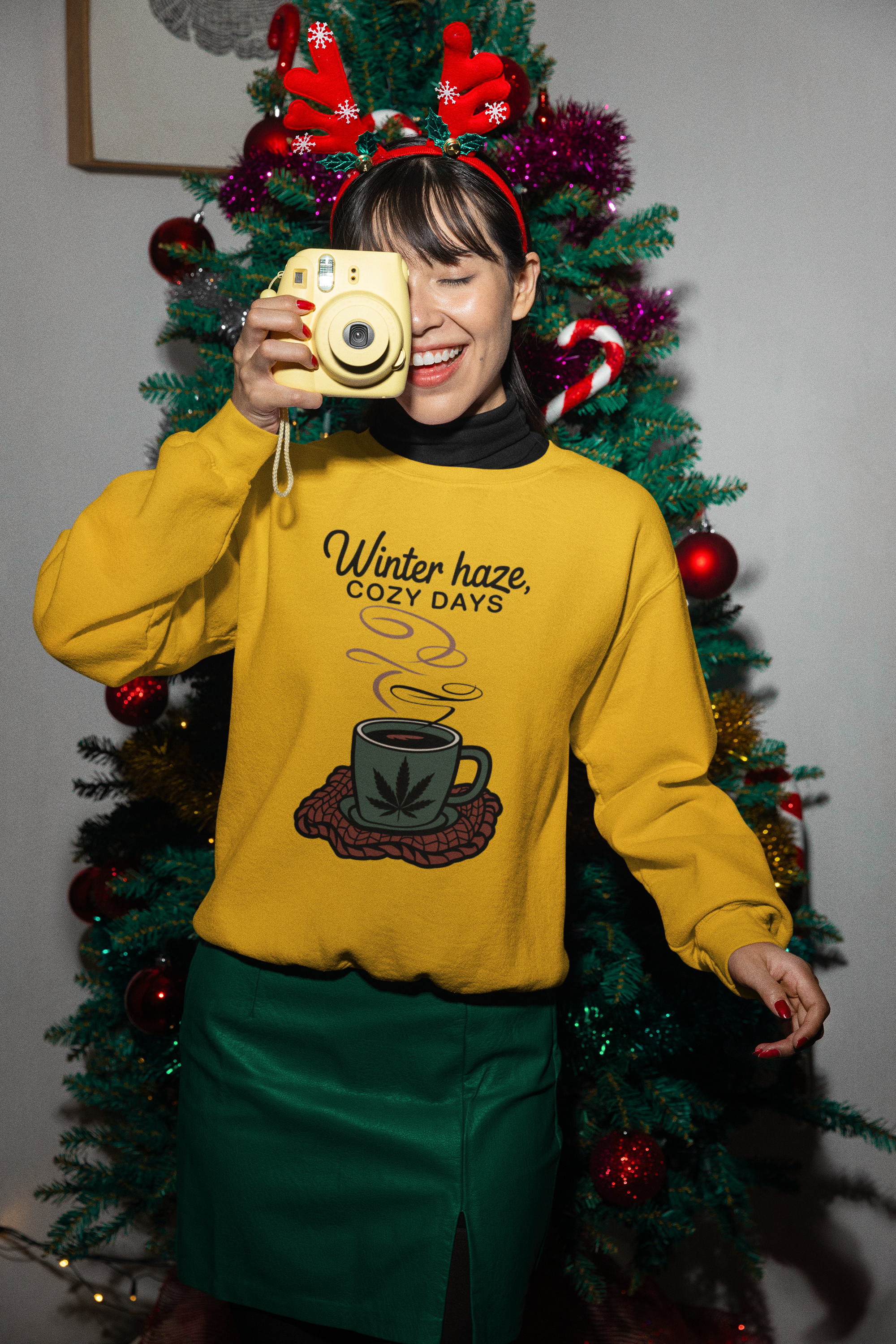 Winter Haze Cozy Days! Christmas Crewneck Sweatshirt